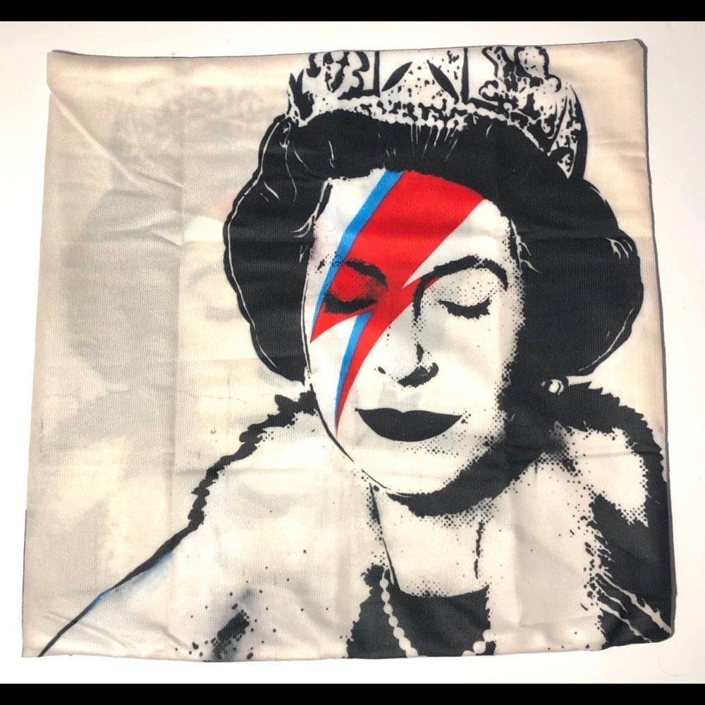 Bansky Queen Ziggy Double sided soft cushion cover